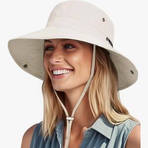 Elegant Cream Women's Sun Hat
